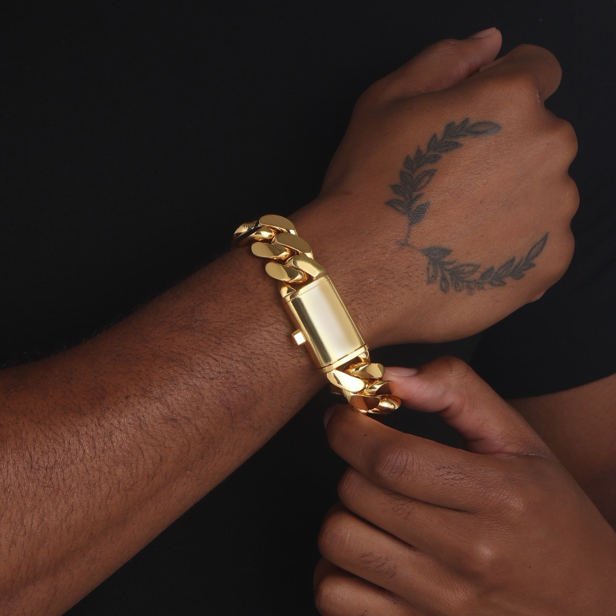 20mm-Premium-Cuban-Link-Snap-Clasp-Bracelet-yellow-gold-c 20mm Premium Cuban Link Snap Clasp Bracelet yellow gold c
